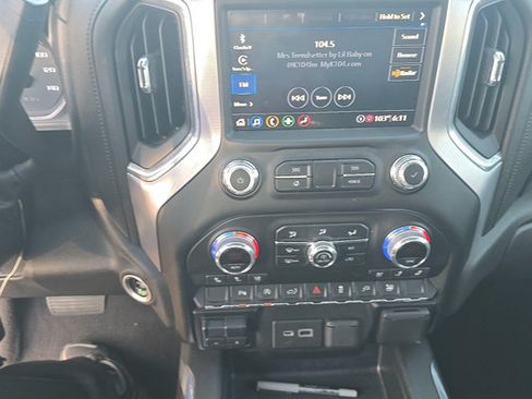 Used 2021 GMC Sierra 1500 SLT RWD image 12