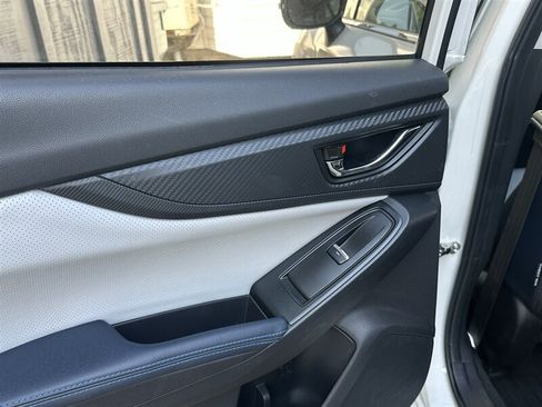 Used 2019 Subaru Crosstrek Hybrid w/ Moonroof Package w/Navigation AWD/4WD image 47