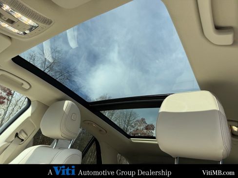 Certified 2025 Mercedes-Benz GLE 350 4MATIC image 18