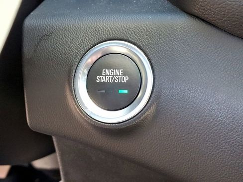 Used 2023 GMC Terrain SLT w/ Elevation Edition image 26