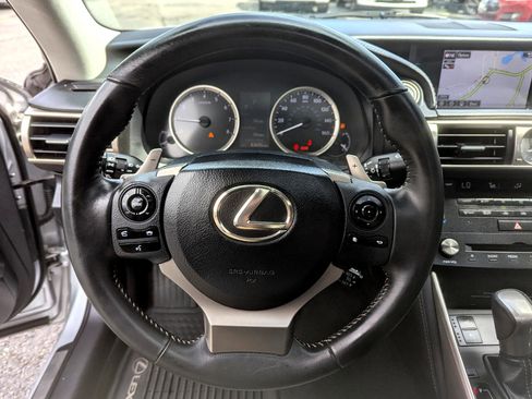 Used 2015 Lexus IS 250 4dr Sport Sdn AWD image 18