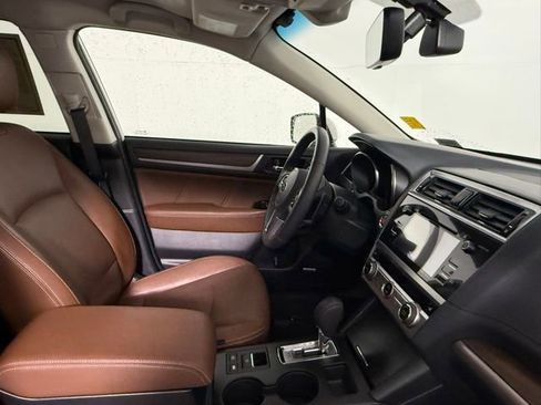 Used 2017 Subaru Outback 2.5i Touring AWD/4WD image 51