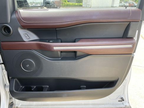 Used 2023 Ford Expedition Limited RWD image 51