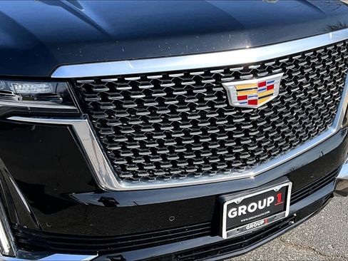 Used 2024 Cadillac Escalade Premium Luxury w/ Performance Package image 30