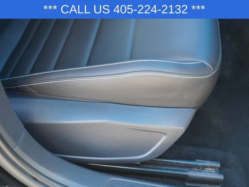 Used 2024 Volkswagen Jetta SE image 24