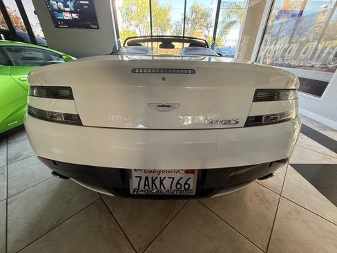 Used 2012 Aston Martin V8 Vantage S image 28