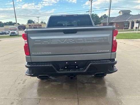 Used 2021 Chevrolet Silverado 1500 Custom Trail Boss AWD/4WD image 10