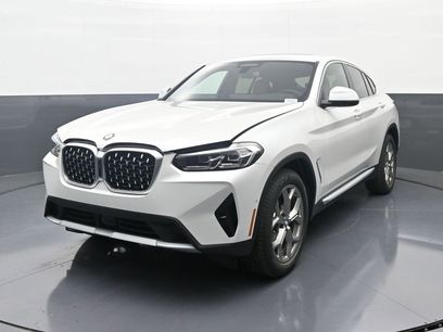 New 2025 BMW X4 xDrive30i w/ Premium Package