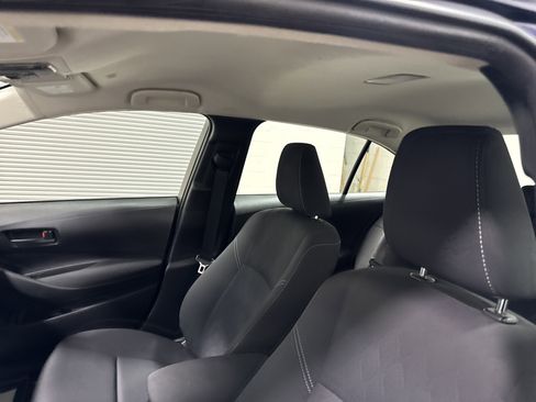 Used 2023 Toyota Corolla LE image 12