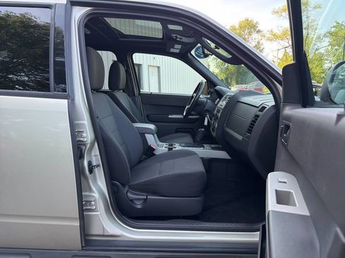 Used 2012 Ford Escape XLT FWD image 31