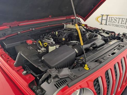 Used 2023 Jeep Gladiator Overland AWD/4WD image 33