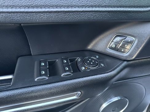 Used 2020 Ford Expedition XLT w/ Equipment Group 202A image 33