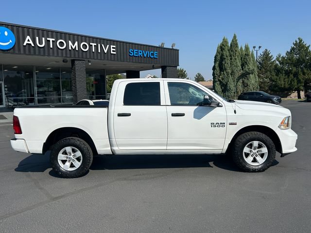 Used 2017 RAM 1500 Express AWD/4WD image 2