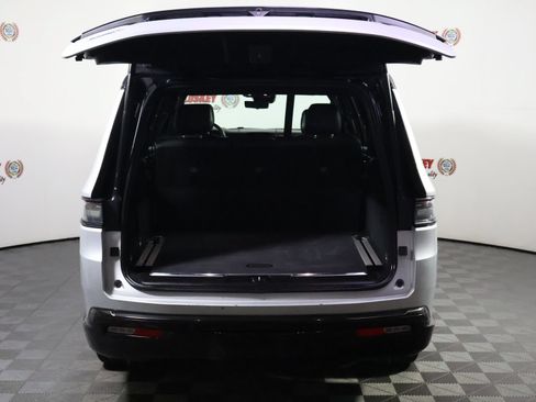 Used 2024 Jeep Grand Wagoneer L Series II w/ Quick Order Packagew 28T AWD/4WD image 9