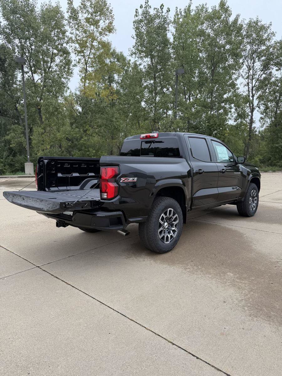 New 2026 Chevrolet Colorado Z71 w/ Technology Package AWD/4WD image 33