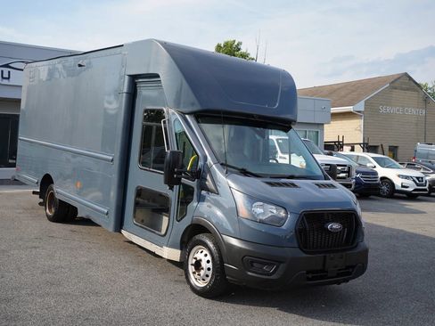 Used 2021 Ford Transit 350 DRW RWD image 3