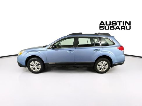 Used 2011 Subaru Outback 2.5i AWD/4WD image 4