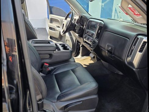 Used 2018 Chevrolet Silverado 1500 LT w/ Texas Edition RWD image 16