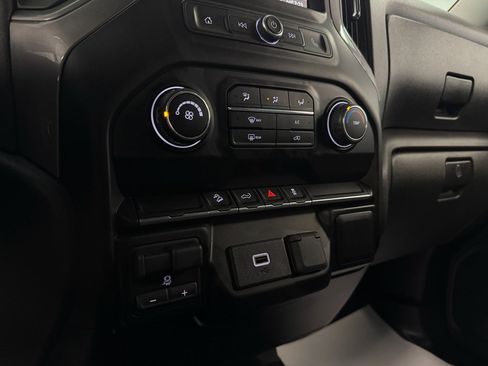 Used 2019 Chevrolet Silverado 1500 Custom Trail Boss w/ Custom Convenience Package AWD/4WD image 22