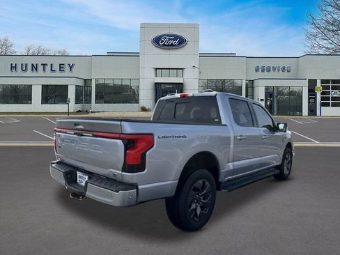 Used 2022 Ford F150 Lightning Lariat AWD/4WD image 4