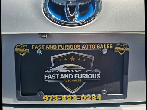 Used 2021 Toyota Prius Prime XLE w/ Carpet Mat Package (TMS) FWD image 36