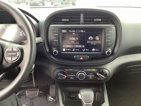 Used 2024 Kia Soul LX w/ Option Group 015 image 17