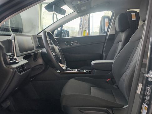 Used 2024 Kia Sportage LX image 20