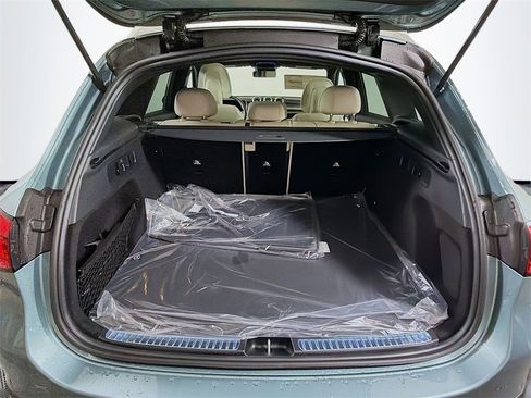 New 2026 Mercedes-Benz GLC 300 GLC 300 image 29