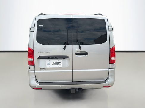 Used 2023 Mercedes-Benz Metris Passenger image 4