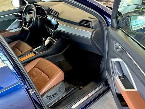 Used 2022 Audi Q3 2.0T Premium Plus w/ Premium Plus Package image 32