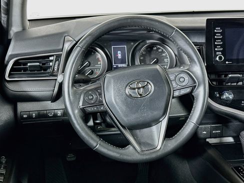 Used 2023 Toyota Camry SE FWD image 18