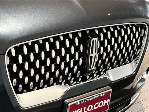 Used 2024 Lincoln Aviator Black Label AWD/4WD image 34