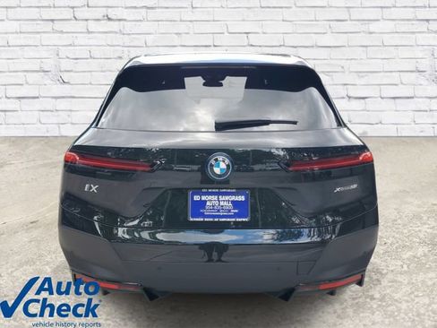 Used 2024 BMW iX xDrive50 w/ Convenience Package AWD/4WD image 3