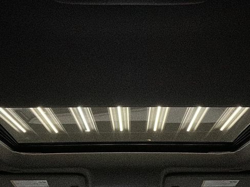 Used 2025 GMC Sierra 3500 Denali w/ Denali Reserve Package image 35