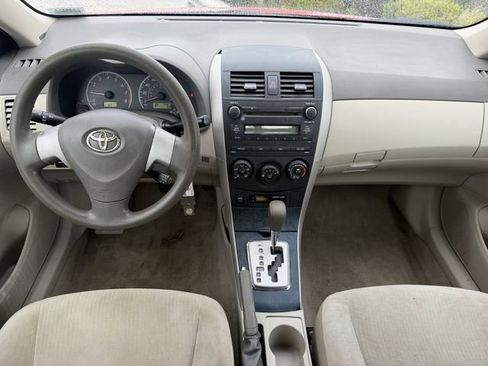 Used 2010 Toyota Corolla LE FWD image 8