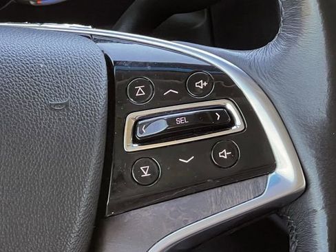 Used 2018 Cadillac Escalade ESV Premium Luxury image 14