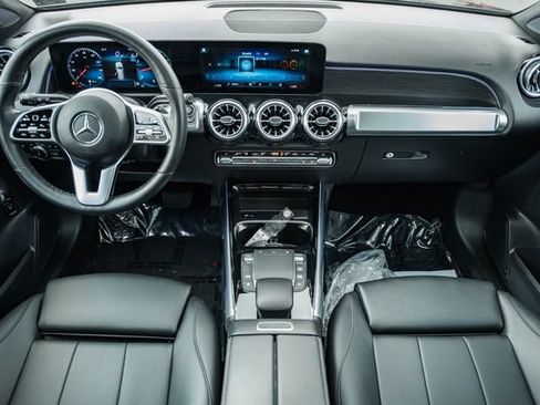 Certified 2023 Mercedes-Benz GLB 250 4MATIC image 19