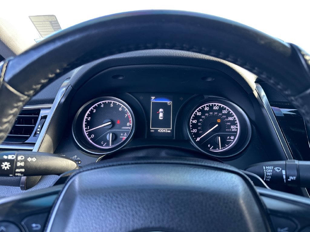 Used 2023 Toyota Camry SE FWD image 23