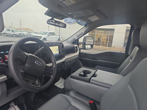 Used 2024 Ford F350 XL image 18