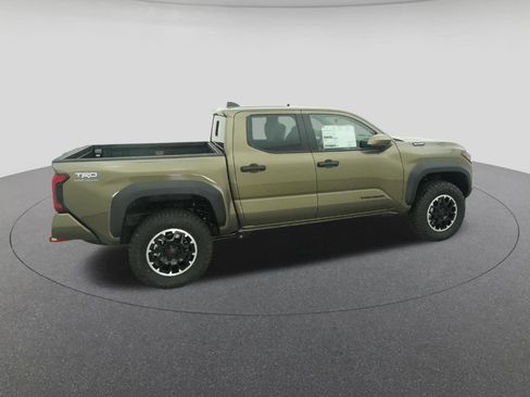 New 2026 Toyota Tacoma TRD Off-Road w/ TRD Off Road Premium Package AWD/4WD image 10