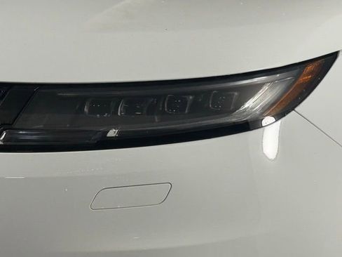 New 2025 Land Rover Range Rover Sport Dynamic SE AWD/4WD image 12