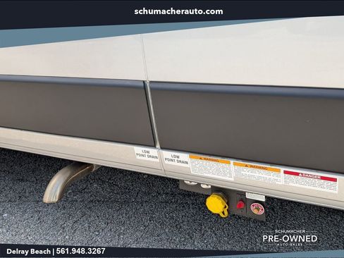 Used 2025 RAM ProMaster 3500 w/ Storage Group FWD image 13