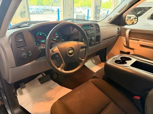 Used 2013 Chevrolet Silverado 1500 W/T w/ LS Package RWD image 9