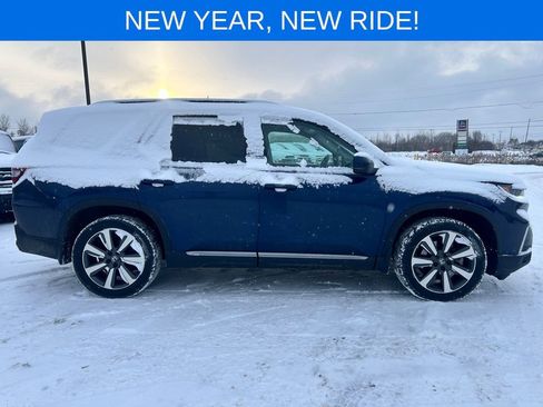 Used 2023 Honda Pilot Touring image 7