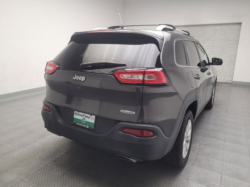 Used 2015 Jeep Cherokee Latitude FWD image 7