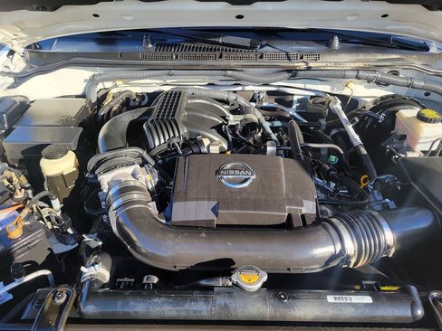 Used 2012 Nissan Xterra X RWD image 28