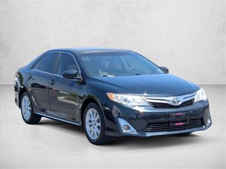 Used 2013 Toyota Camry XLE w/ Leather Pkg FWD video 3