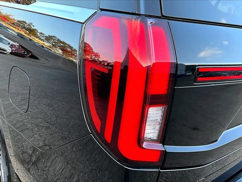 Used 2025 Ford Expedition Max Platinum image 27