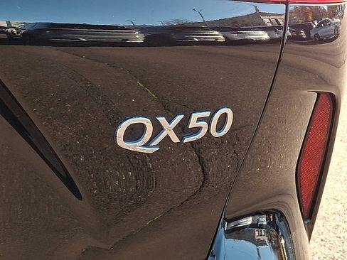 Certified 2022 INFINITI QX50 Luxe image 30