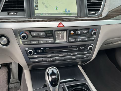Used 2015 Hyundai Genesis 3.8 w/ Option Group 03 image 24